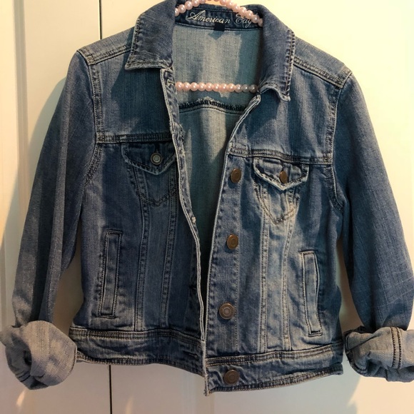 American Eagle Outfitters Jackets & Blazers - ✨American Eagle Medium Washed Denim Jacket Size M